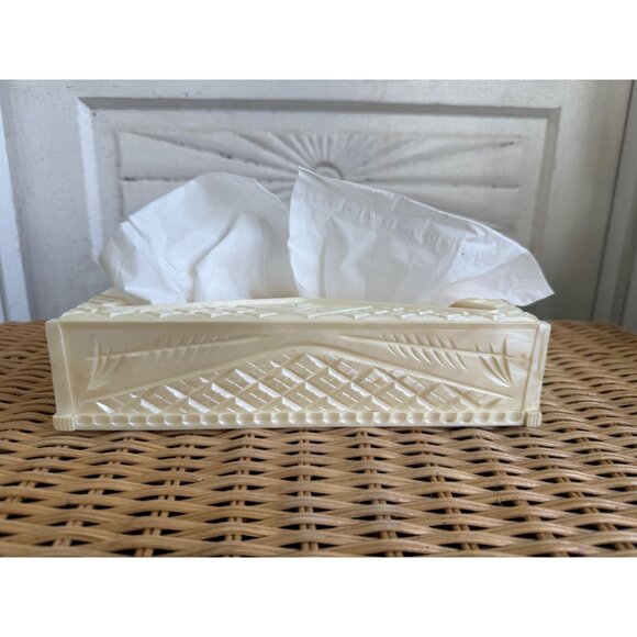 Vintage MCM Pearl Lucite Plastic Tissue Box Storage - Picture 1 of 13